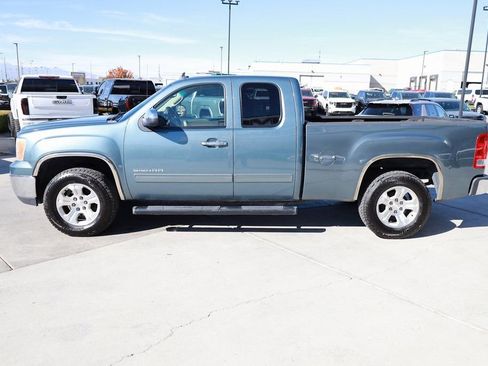 Used 2011 GMC Sierra 1500 SLE image 3