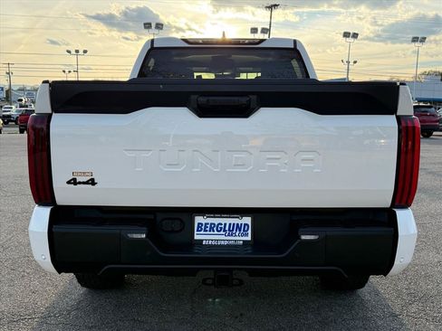 Used 2023 Toyota Tundra SR5 w/ SR5 Convenience Package AWD/4WD image 5