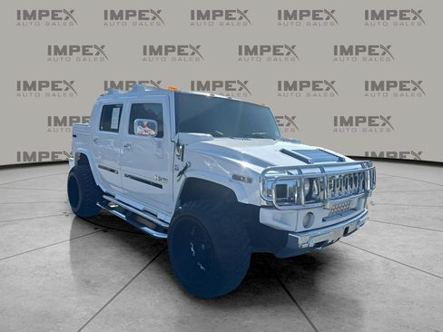 Used 2005 HUMMER H2 SUT w/ Preferred Equipment Group AWD/4WD image 4