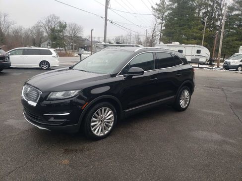Used 2019 Lincoln MKC Premiere image 3