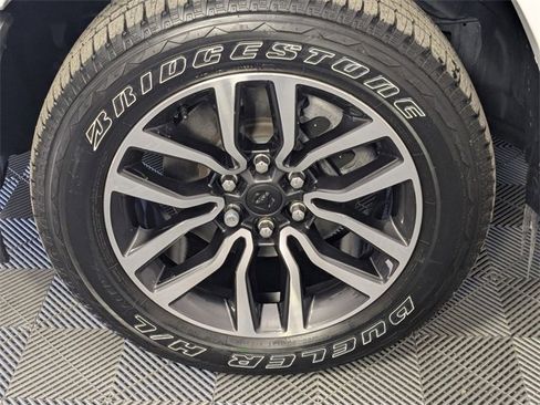 Certified 2025 RAM 1500 Limited image 8