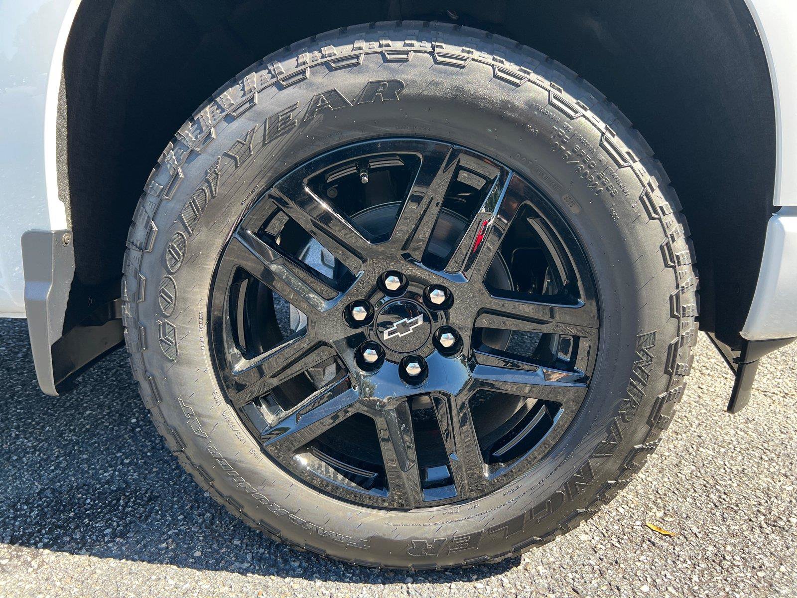 New 2026 Chevrolet Silverado 1500 RST w/ RST Select Package AWD/4WD image 12