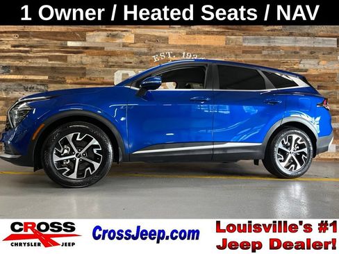 Used 2025 Kia Sportage EX FWD image 1