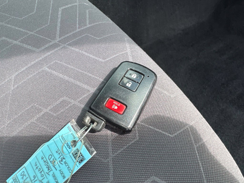 Used 2016 Toyota Tacoma TRD Sport w/ Towing Package AWD/4WD image 42