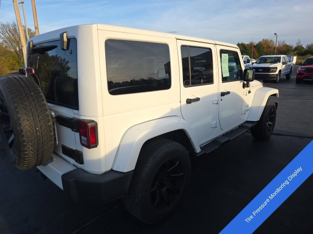 Used 2016 Jeep Wrangler Unlimited Sahara w/ Connectivity Group AWD/4WD image 6
