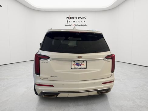 Used 2020 Cadillac XT6 Premium Luxury w/ Platinum Package AWD/4WD image 4