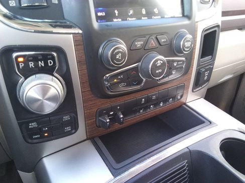 Used 2018 RAM 1500 Laramie w/ Convenience Group image 20