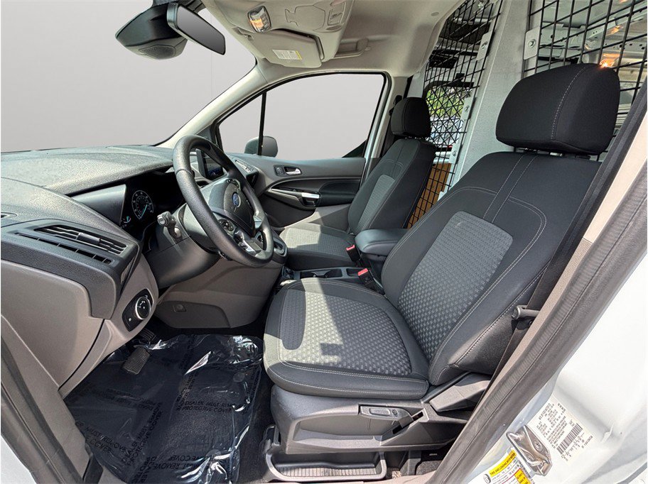 Used 2022 Ford Transit Connect XLT FWD image 2