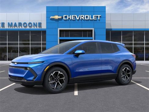 New 2026 Chevrolet Equinox EV LT image 2