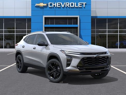 New 2026 Chevrolet Trax ACTIV w/ Sunroof Package FWD image 7