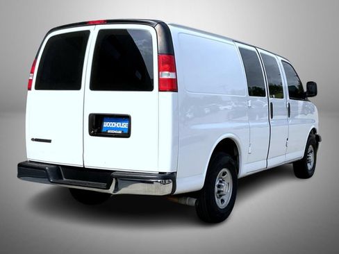 Used 2021 Chevrolet Express 2500 w/ Driver Convenience Package RWD image 5