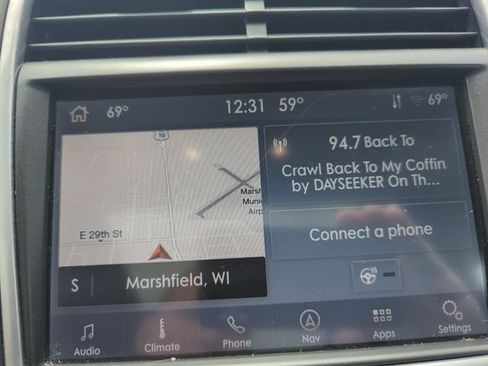 Used 2020 Lincoln Nautilus Reserve AWD/4WD image 23