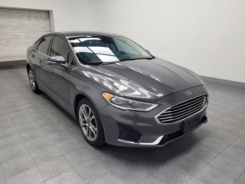 Used 2020 Ford Fusion SEL FWD image 13