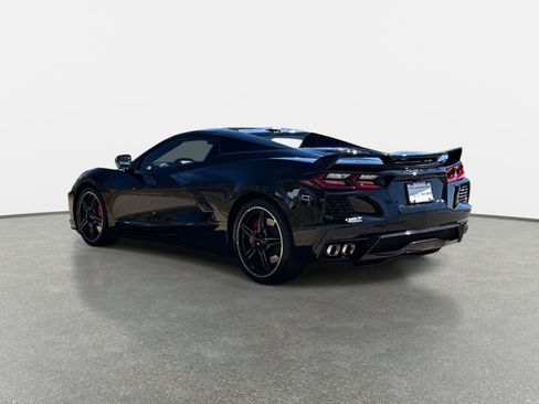 Used 2021 Chevrolet Corvette 2LT w/ Z51 Performance Package image 7