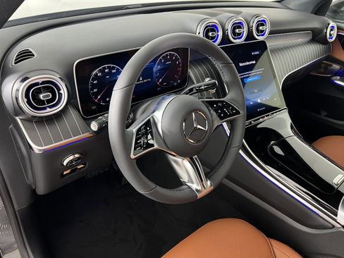 New 2026 Mercedes-Benz GLC 300 4MATIC image 18