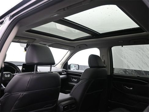 Certified 2025 Honda Pilot Touring image 26