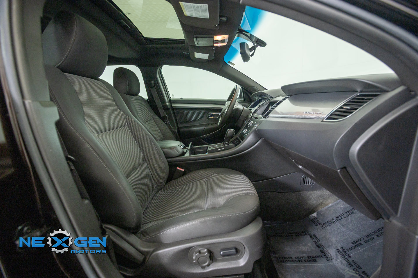 Used 2013 Ford Taurus SEL FWD image 41