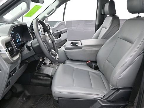 Used 2022 Ford F150 XL w/ Trailer Tow Package image 11