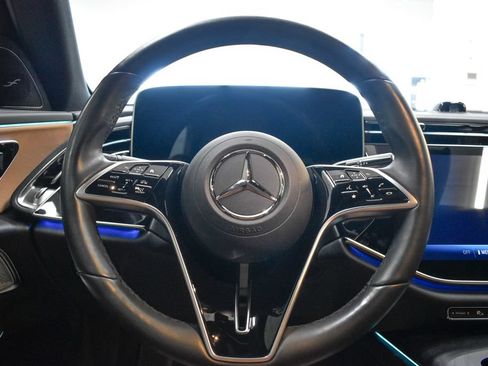 Used 2026 Mercedes-Benz E 350 4MATIC Sedan image 26