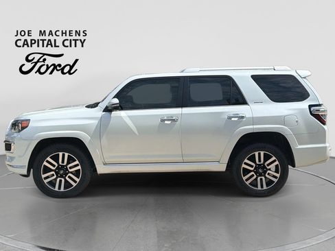 Used 2024 Toyota 4Runner Limited AWD/4WD image 8