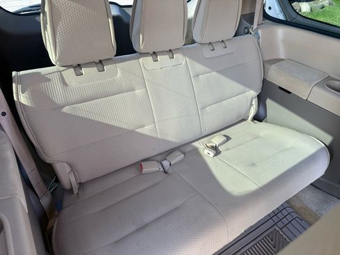 Used 2009 Nissan Quest S w/ Drivers Pkg image 26