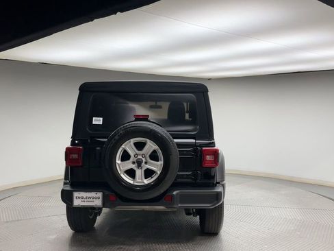 Used 2021 Jeep Wrangler Unlimited Sport image 3