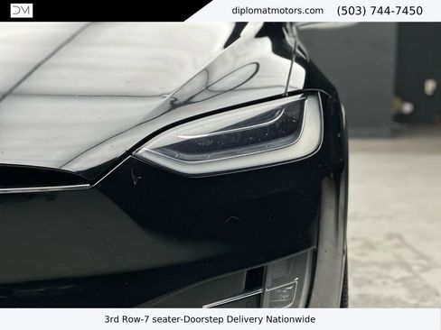 Used 2019 Tesla Model X 75D image 13