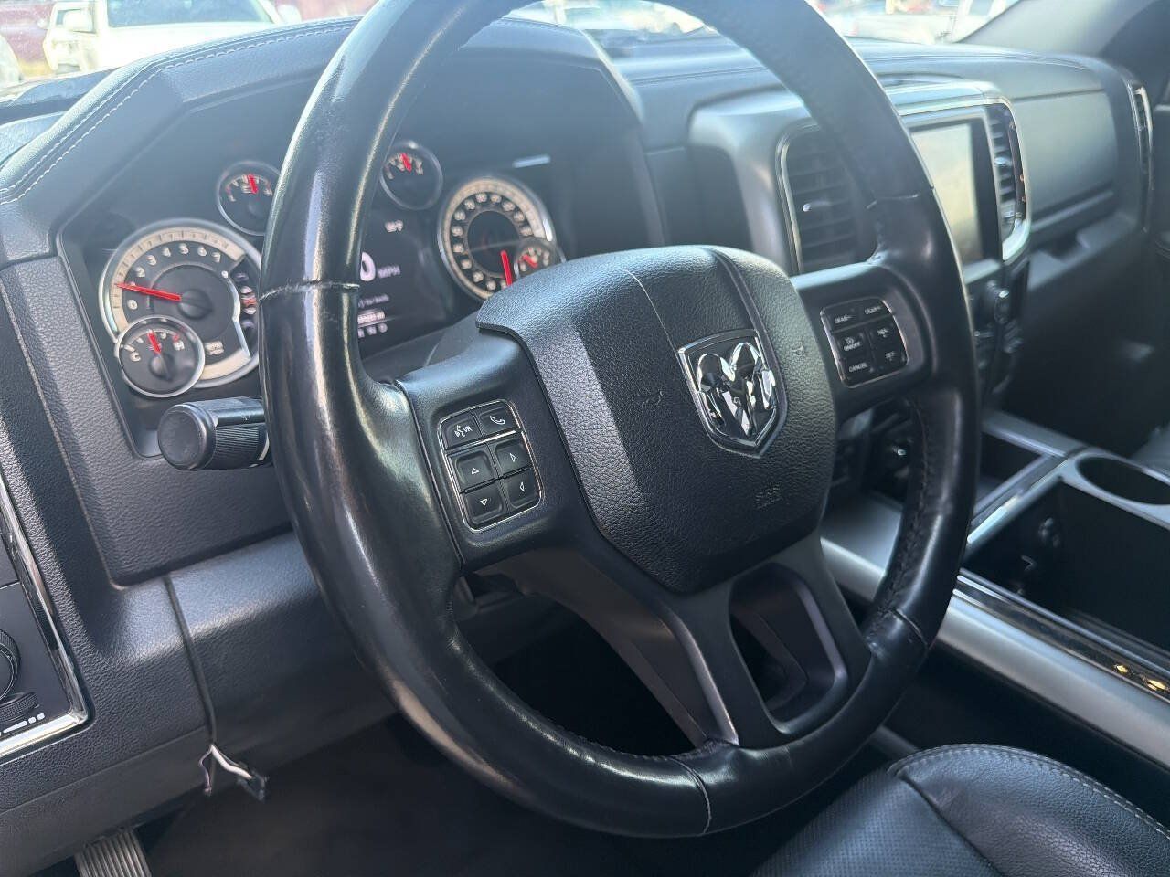 Used 2015 RAM 1500 Sport w/ Black Ram 1500 Sport Group AWD/4WD image 24
