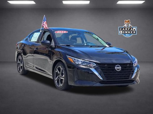 Used 2024 Nissan Sentra SV FWD image 2