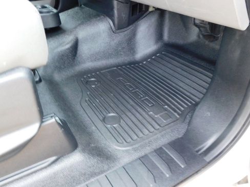 Used 2018 Ford F450 XL w/ XL Value Package image 37