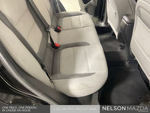 Used 2021 Chevrolet TrailBlazer LT AWD/4WD image 29