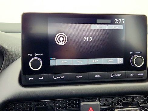 Used 2025 Honda HR-V LX image 18