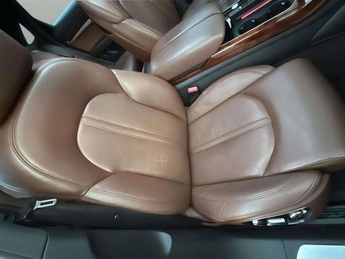 Used 2011 Audi A8 4.2 image 37