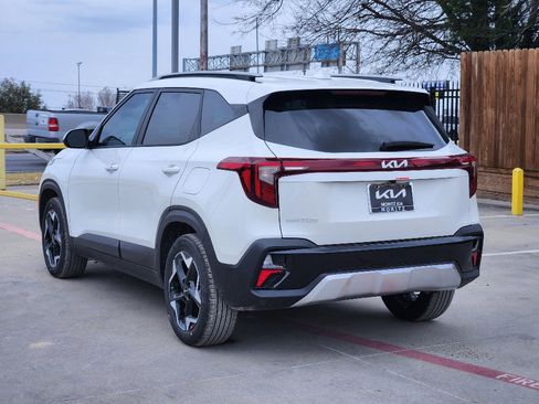 New 2026 Kia Seltos S image 3