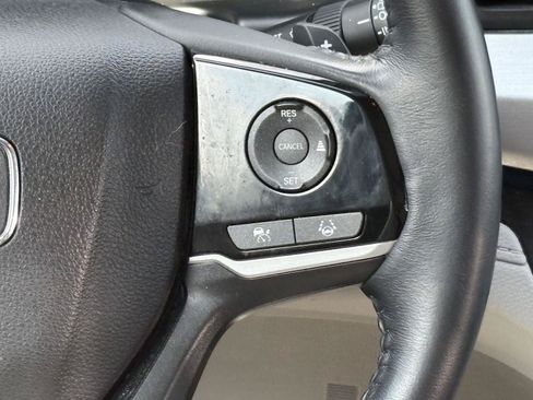 Used 2024 Honda Odyssey Touring image 13