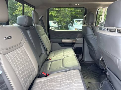 Used 2025 Ford F250 Platinum w/ Platinum Plus Package AWD/4WD image 30