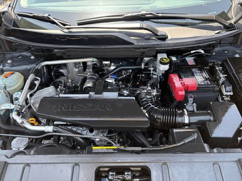 Used 2026 Nissan Rogue SL FWD image 35