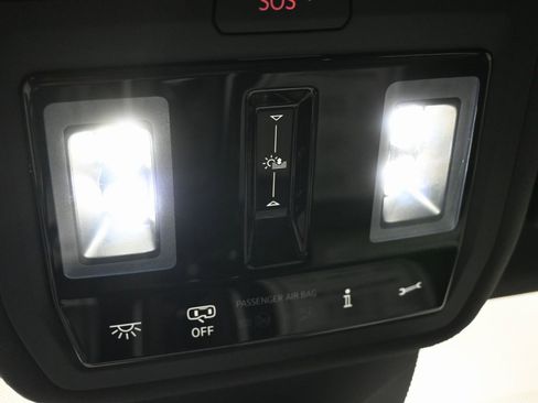 Used 2023 Volkswagen ID.4 Pro S image 17