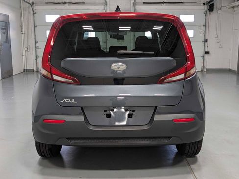 Used 2020 Kia Soul LX FWD image 9