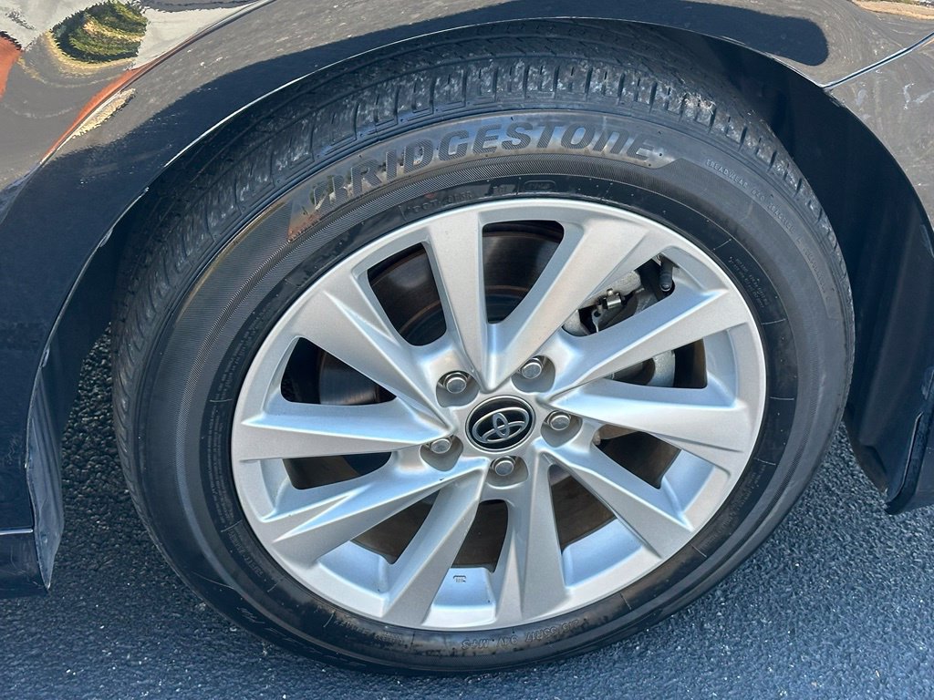 Used 2023 Toyota Camry LE FWD image 33