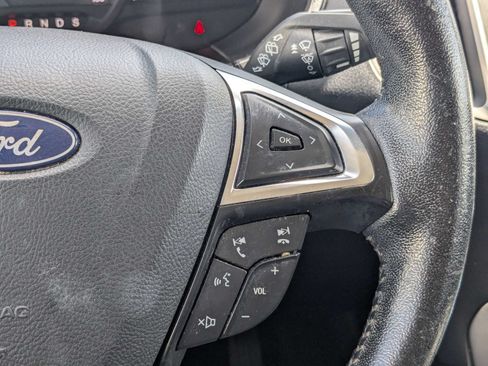 Used 2020 Ford Edge SEL FWD image 26