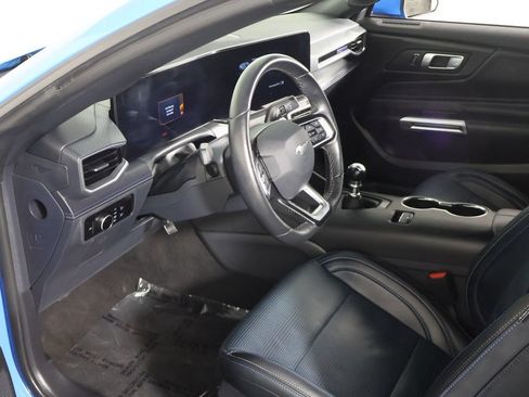 Used 2025 Ford Mustang GT Premium w/ California Special Package RWD image 27