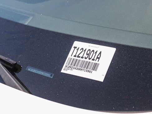 Used 2024 Honda HR-V LX image 29