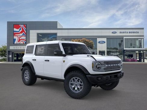 New 2025 Ford Bronco Badlands AWD/4WD image 7