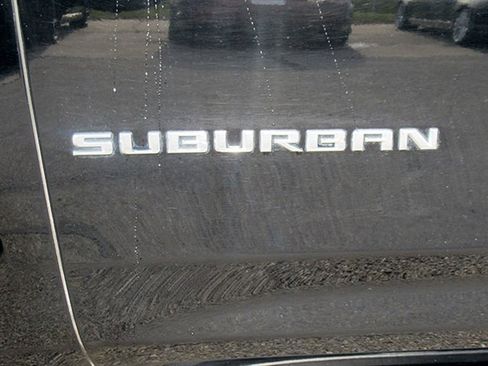 Used 2021 Chevrolet Suburban High Country image 40