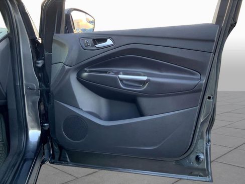 Used 2019 Ford Escape SE AWD/4WD image 23