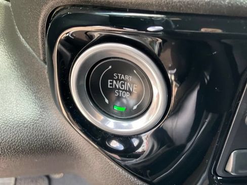 Used 2023 Chevrolet Silverado 1500 High Country w/ Z71 Off-Road Package AWD/4WD image 13