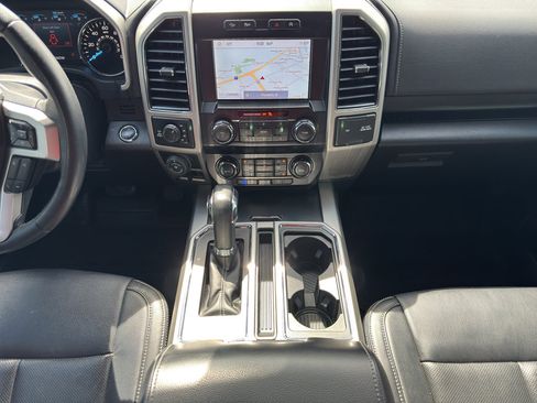 Used 2019 Ford F150 Lariat AWD/4WD image 10