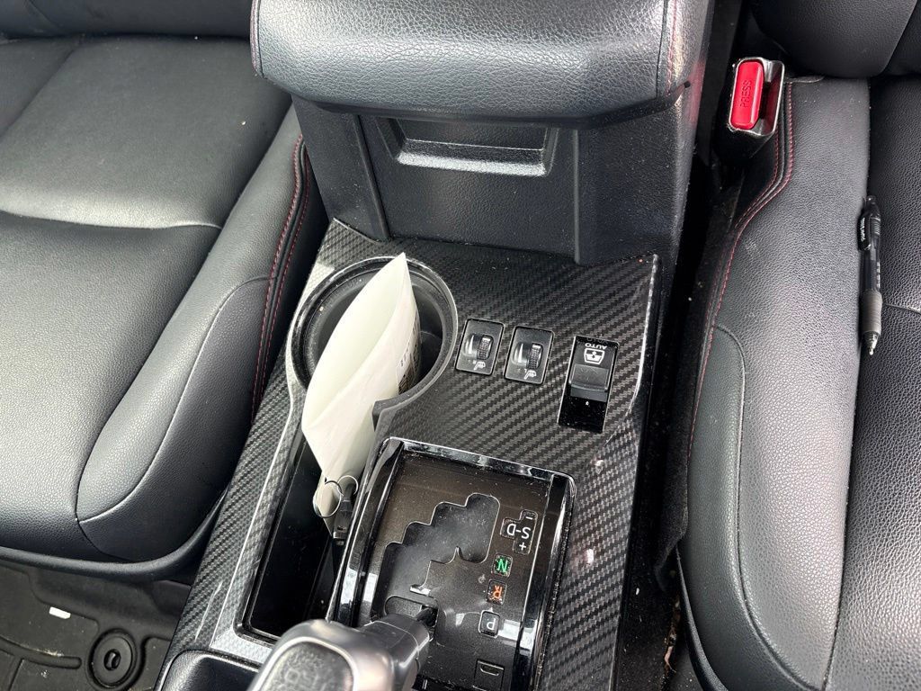 Used 2020 Toyota 4Runner TRD Off-Road Premium w/ Moonroof Package AWD/4WD image 18