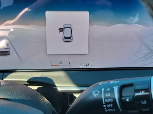 Certified 2026 Genesis GV70 2.5T Select image 10